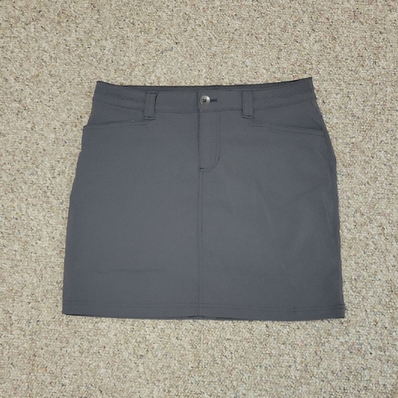 Eddie Bauer Womens Grey Hiking Skort Sz 4. - Picture 1 of 5